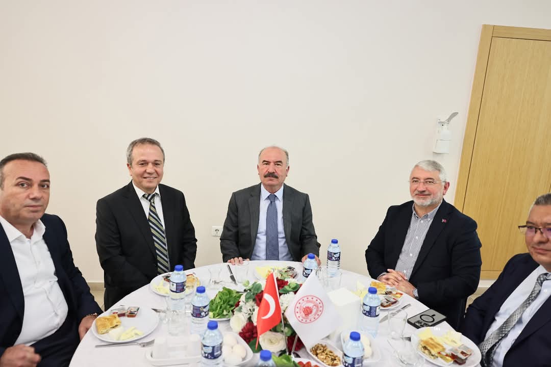 F B I M G 1747852678916