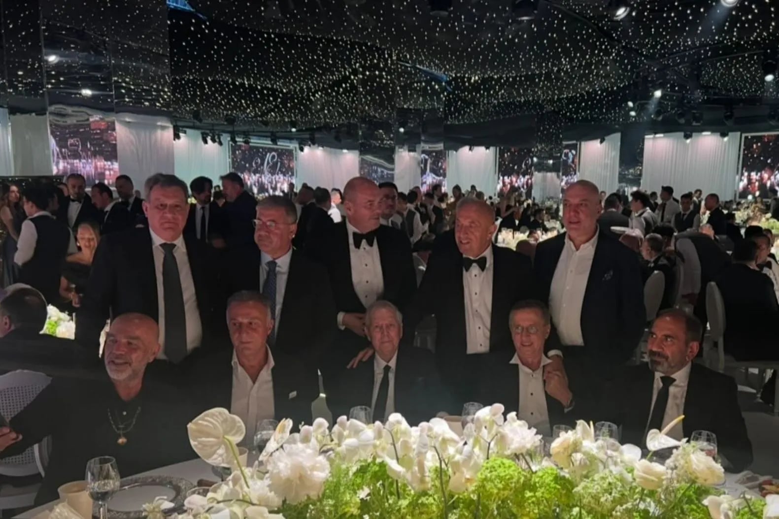 Messenger Creation 46 B2 F B35 51 B2 4524 8761 E F264953 B D25