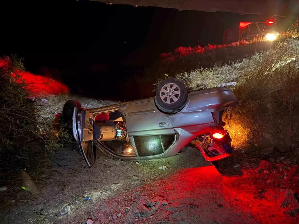 Corum Da Otomobil Kopruden Uctu 1 I Agir 2 Ya 19070321 Amp