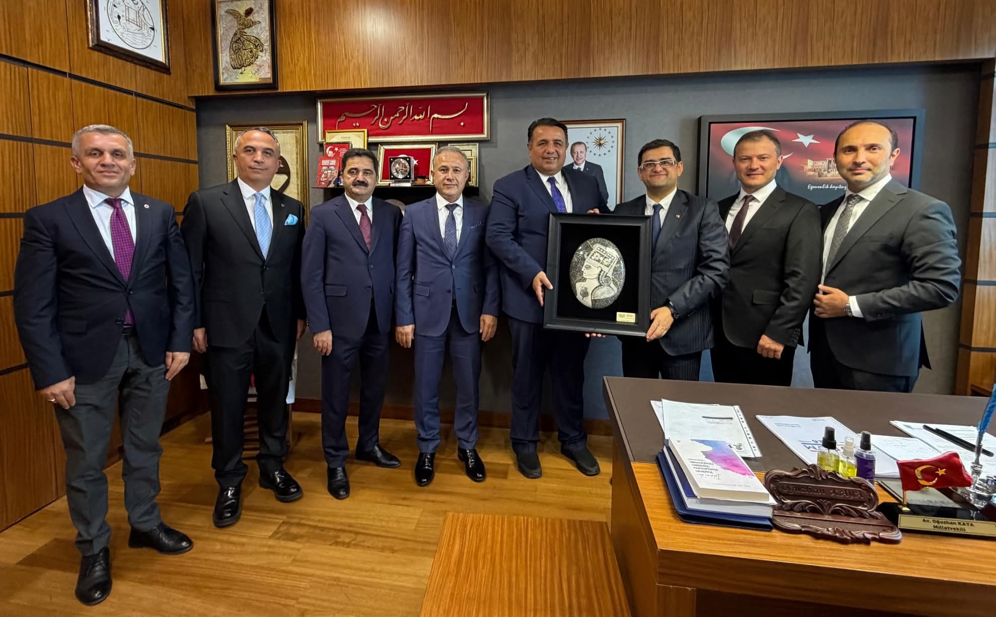 F B I M G 1760718703210