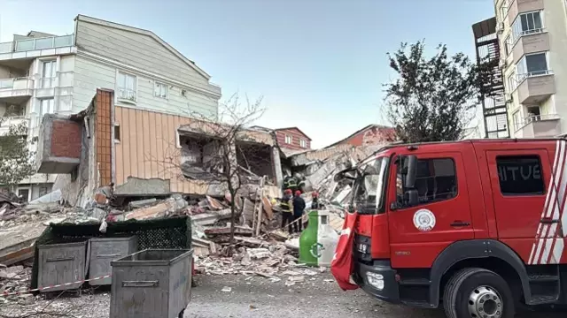 Gebze De 6 Katli Bina Coktu Enkaz Altinda 7 Kisi 19196881 7471 M