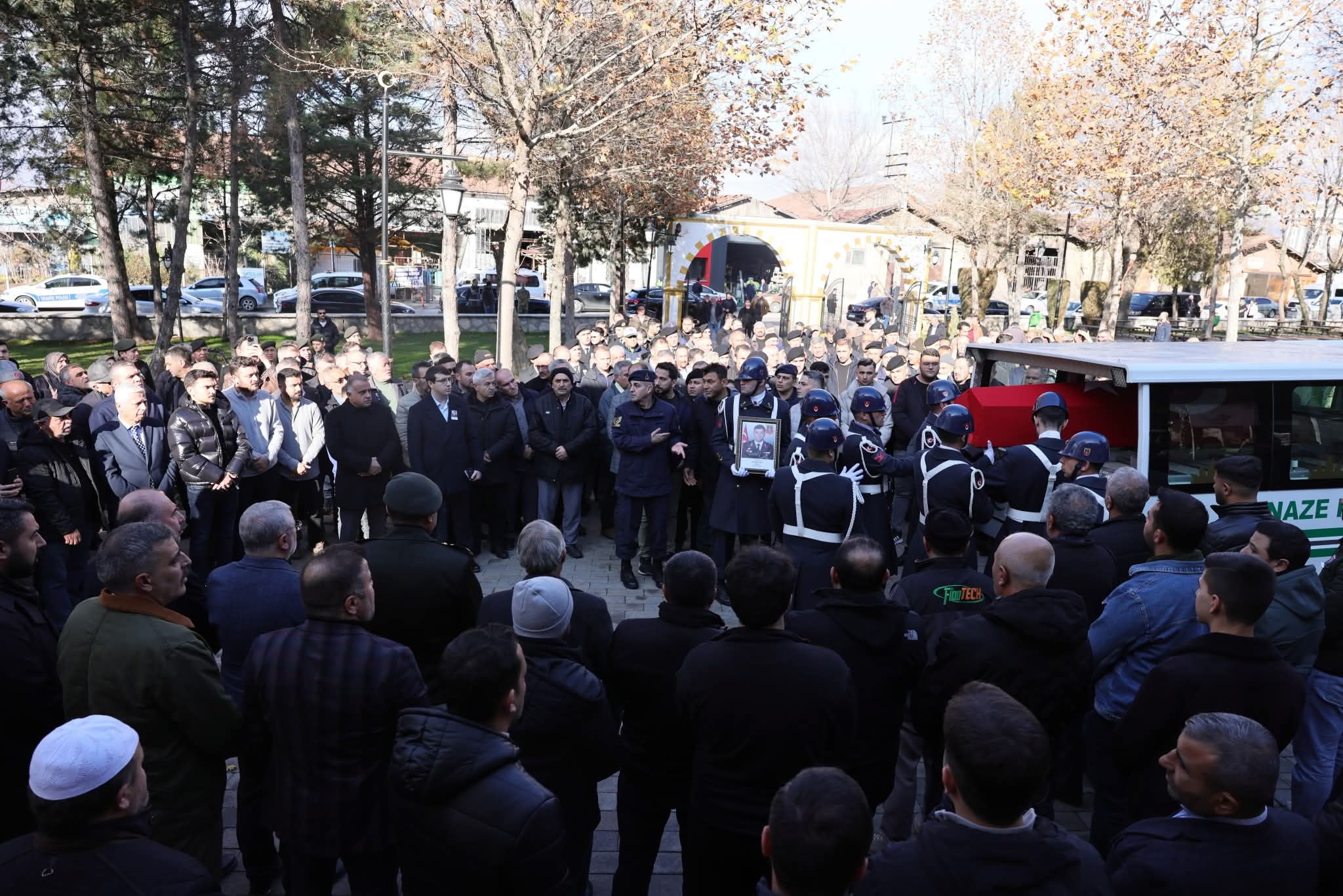 F B I M G 1765113444683