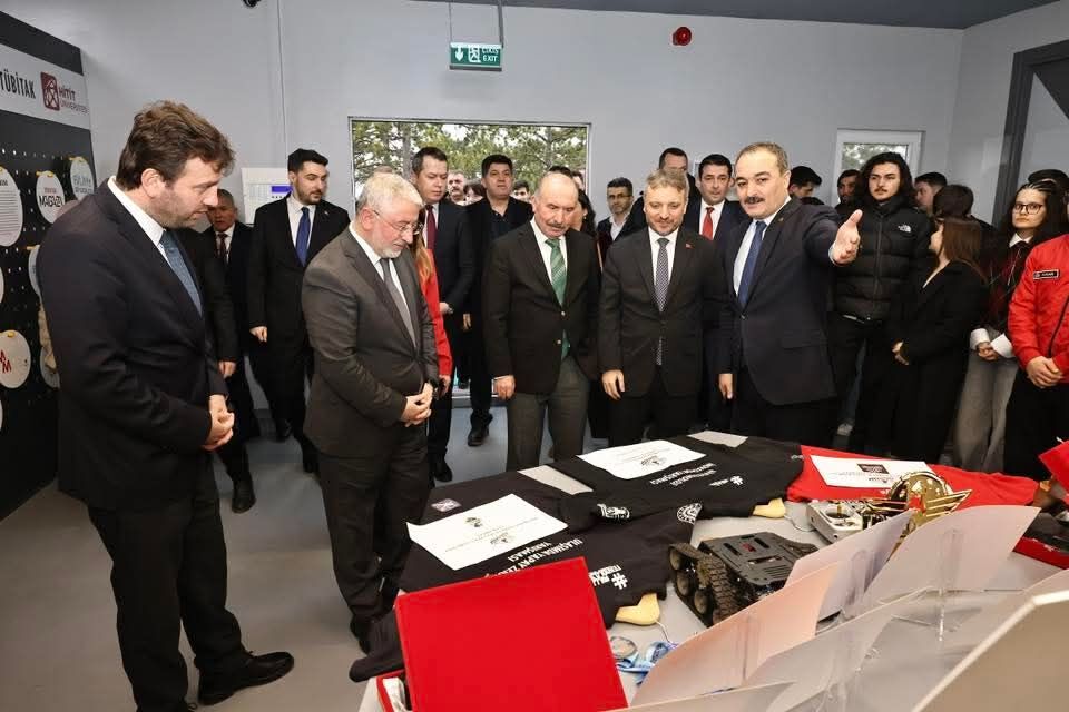 F B I M G 1772833580251