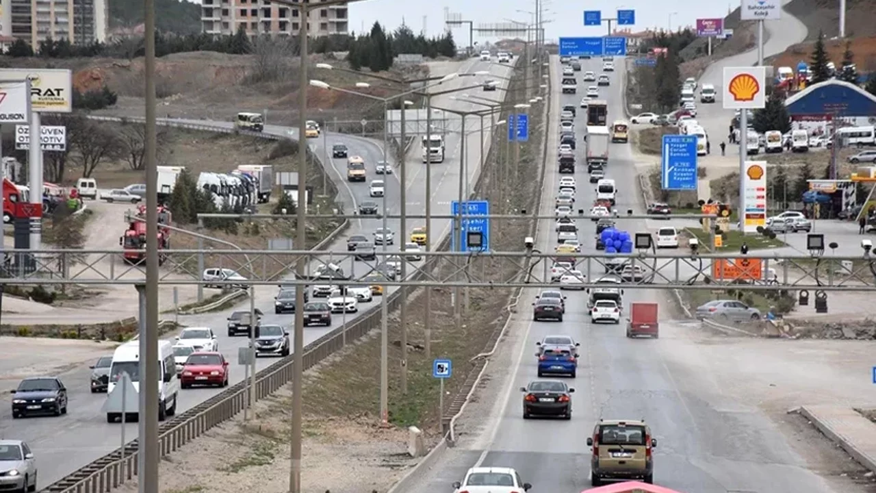 Çorum-Ankara arasında 8 radar, 19 hız koridoru bulunuyor