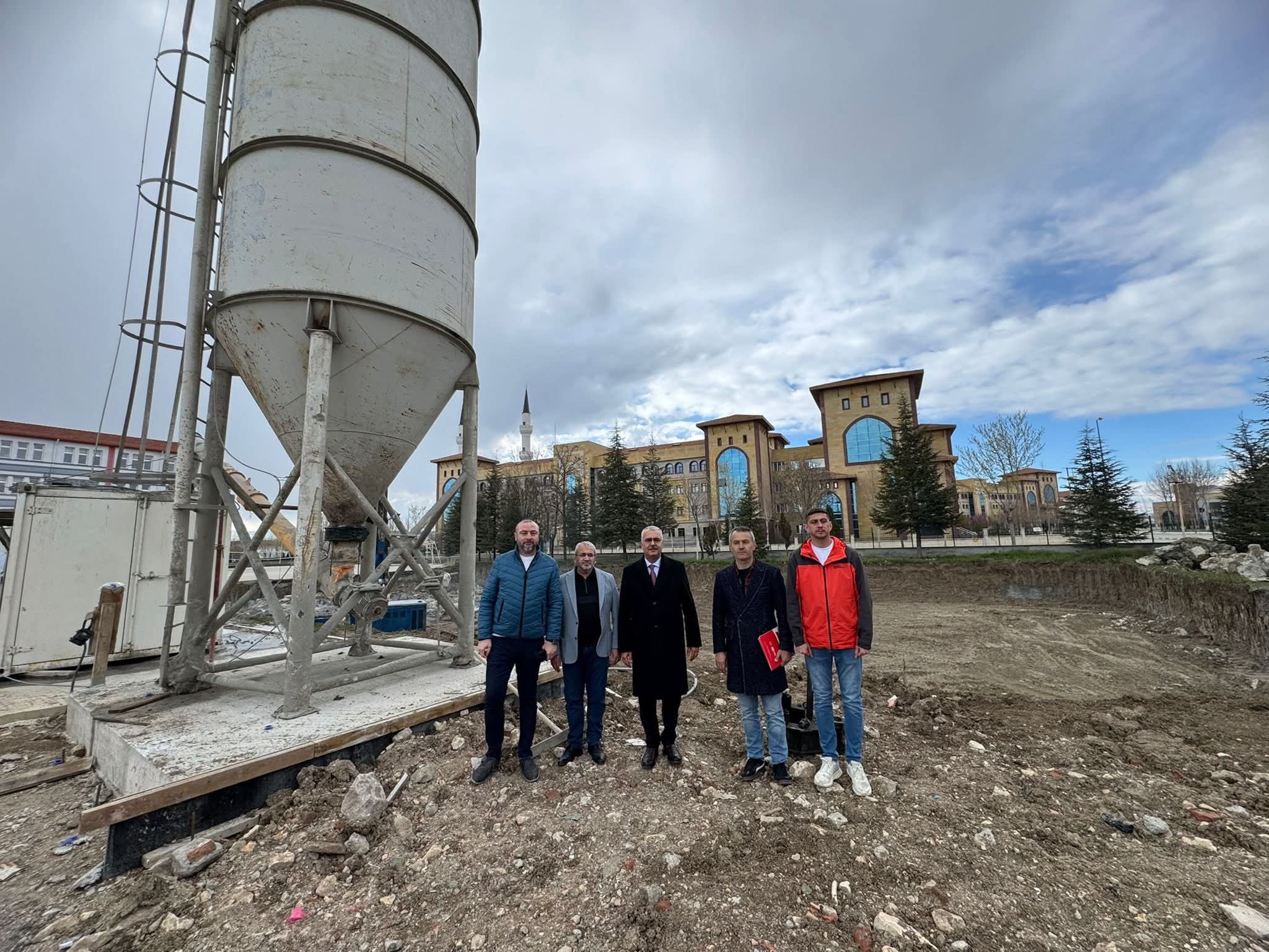 F B I M G 1776100083232