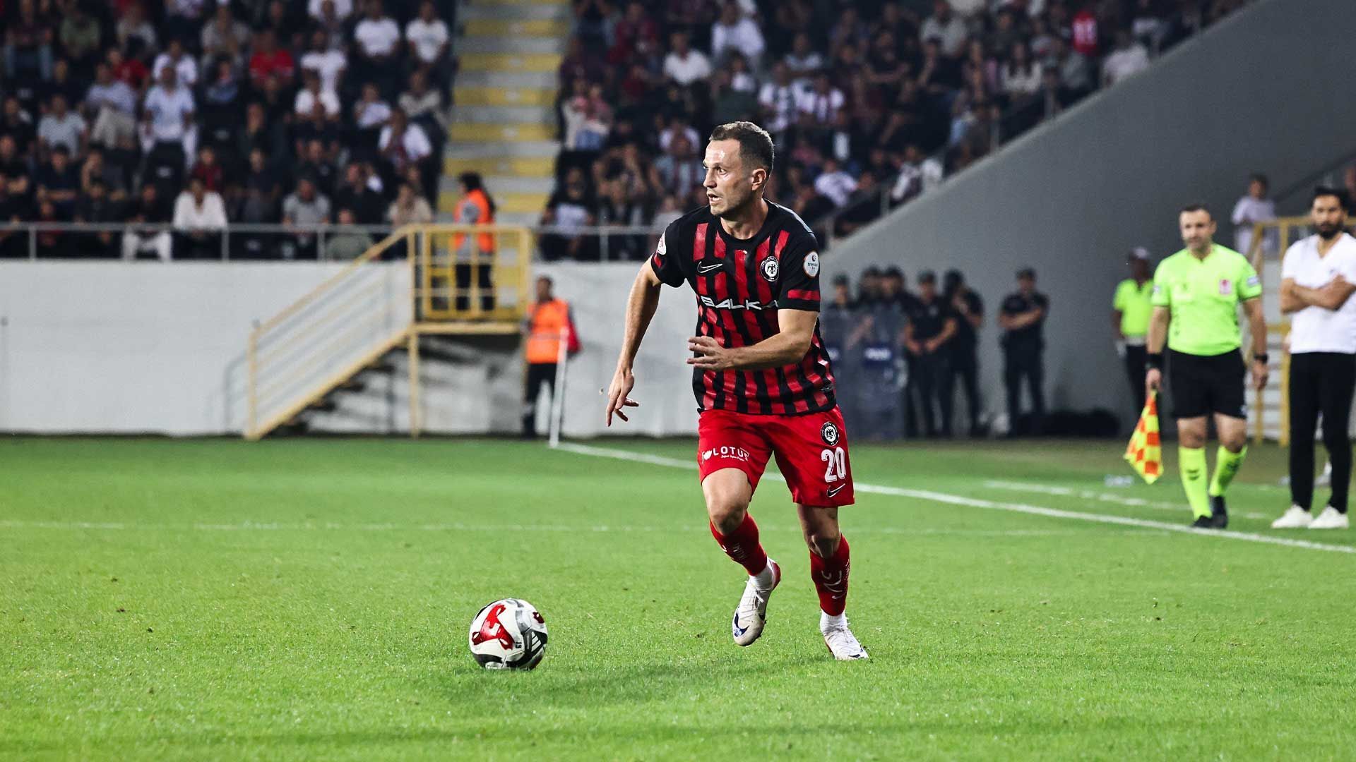 Çorum FK'nın eski oyuncusu 1.Lig ekibi ile anlaştı