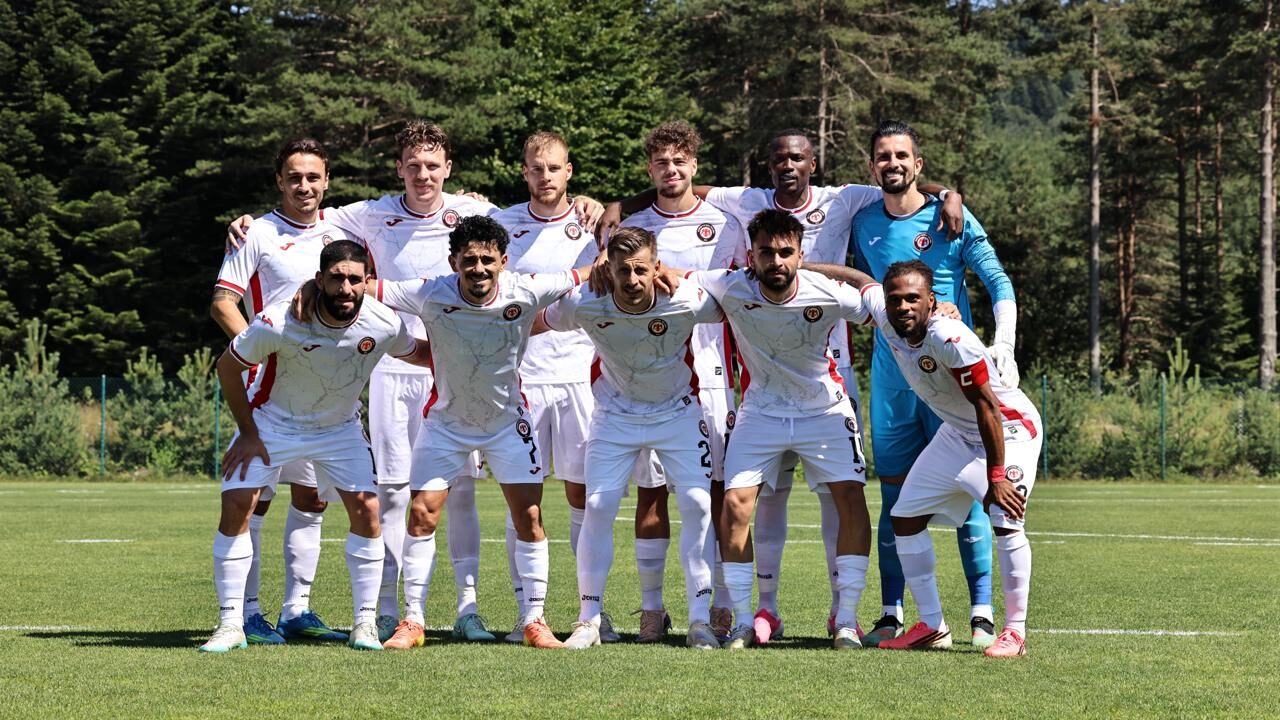 Defans hattı Real Madrid, hücum hattı Real Mardin