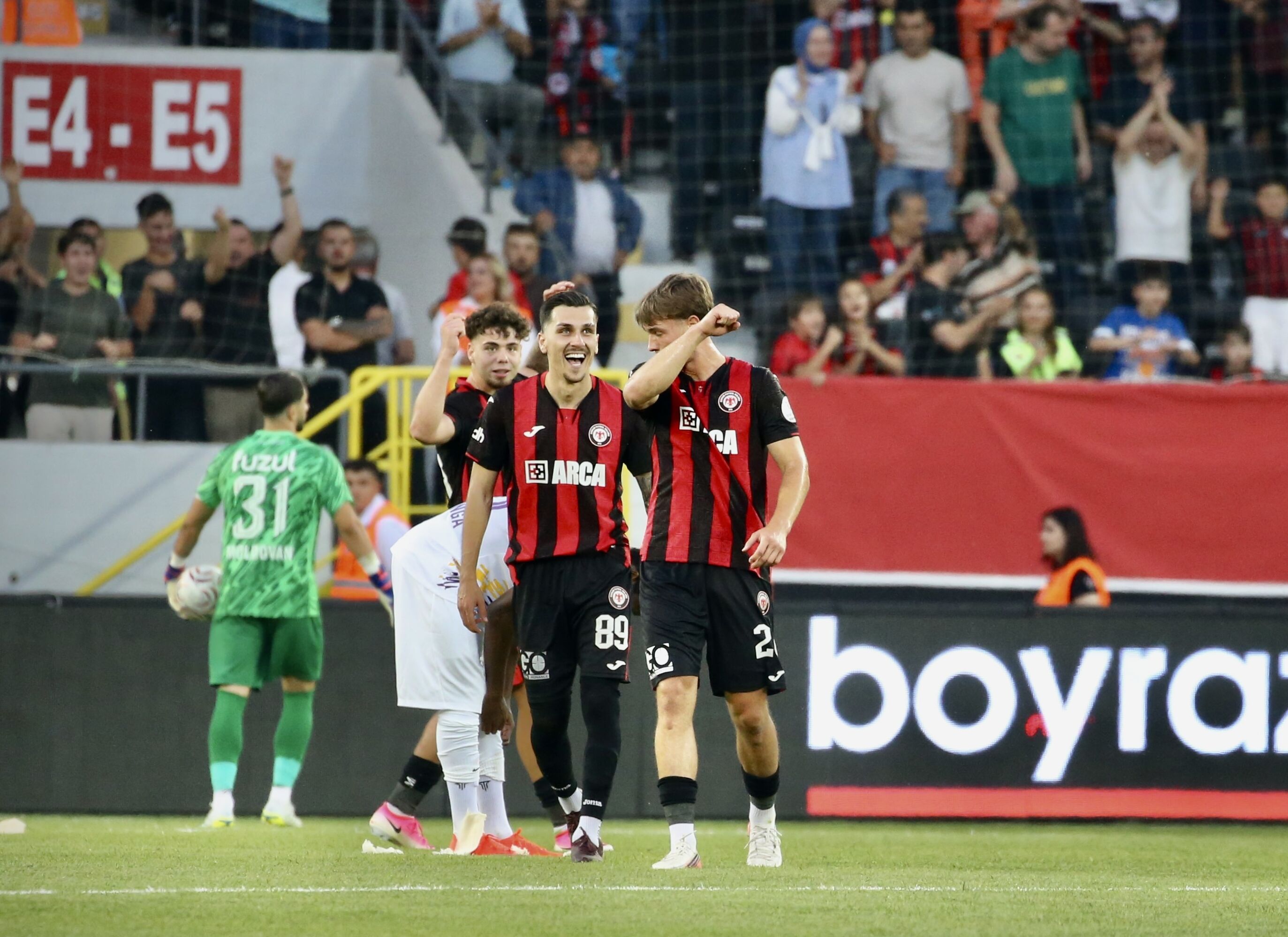 Çorum FK, Avrupa devini bin pişman etti!