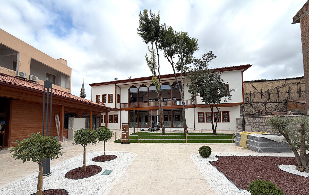 Ikiz Konak Butik Otel Cuma Gunu Aciliyor 1789476730