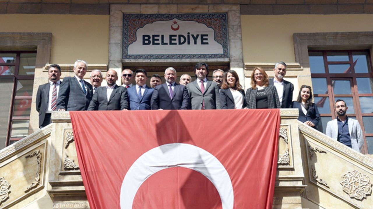 CHP’den Aşgın’a  hayırlı olsun ziyareti
