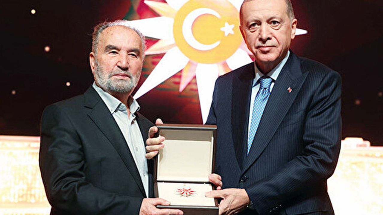 Hayrettin Karaman, Cumhurbaşkanlığı  Kültür ve Sanat Büyük Ödülüne layık görüldü
