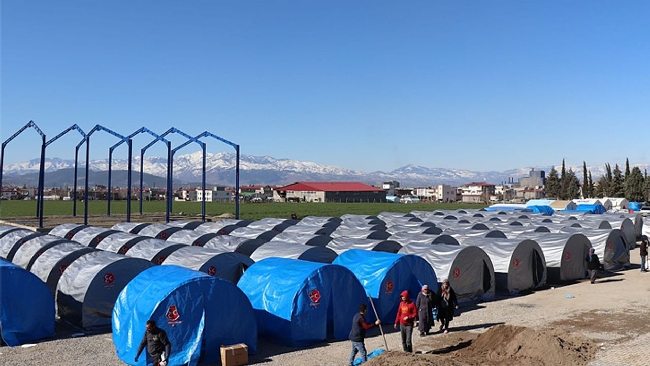MHP çadır kent kurdu