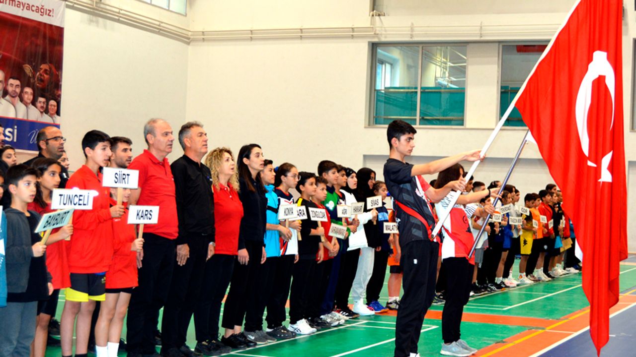 Badminton’da ilk şampiyona Çorum’da
