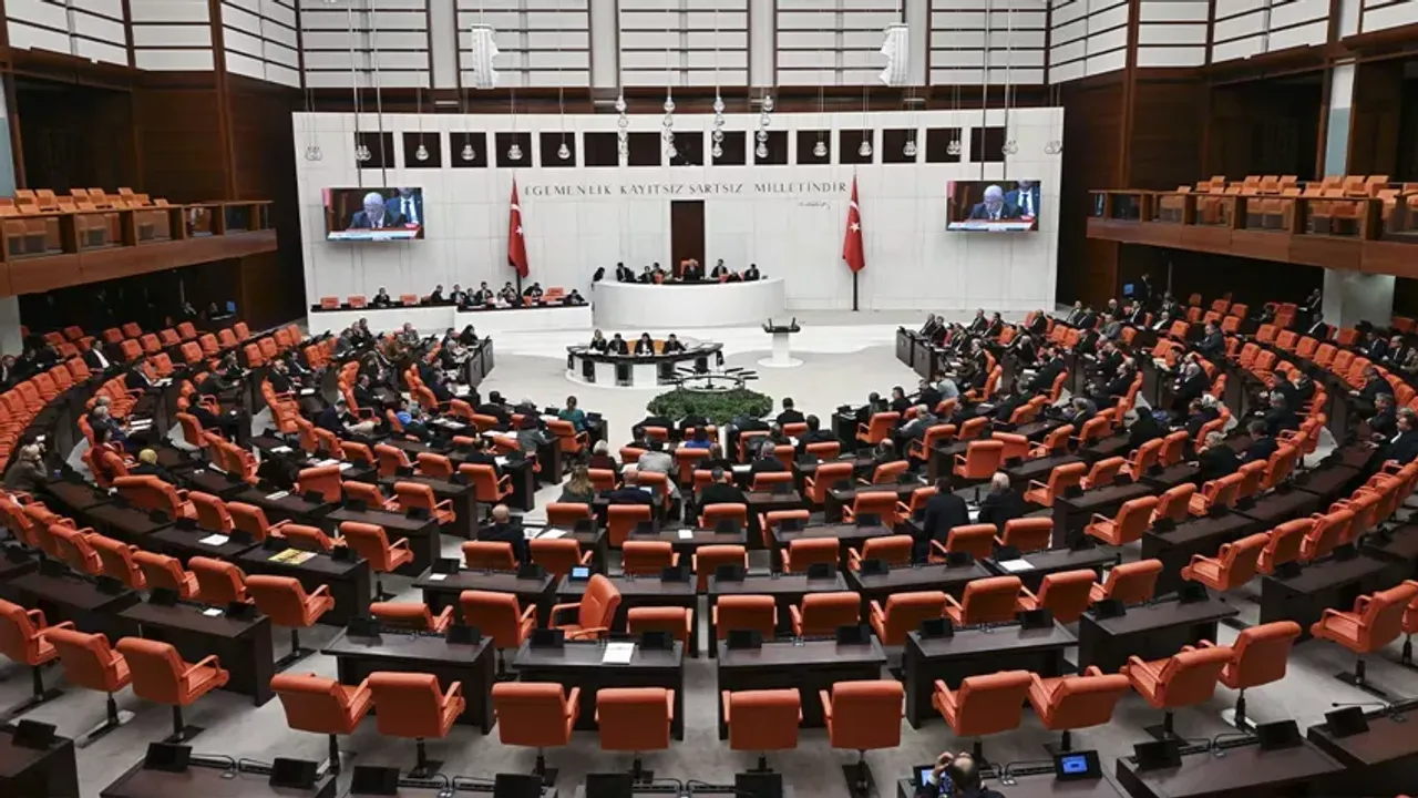 Meclis'te teröre karşı ortak bildiri: 4 parti hain saldırıyı kınadı