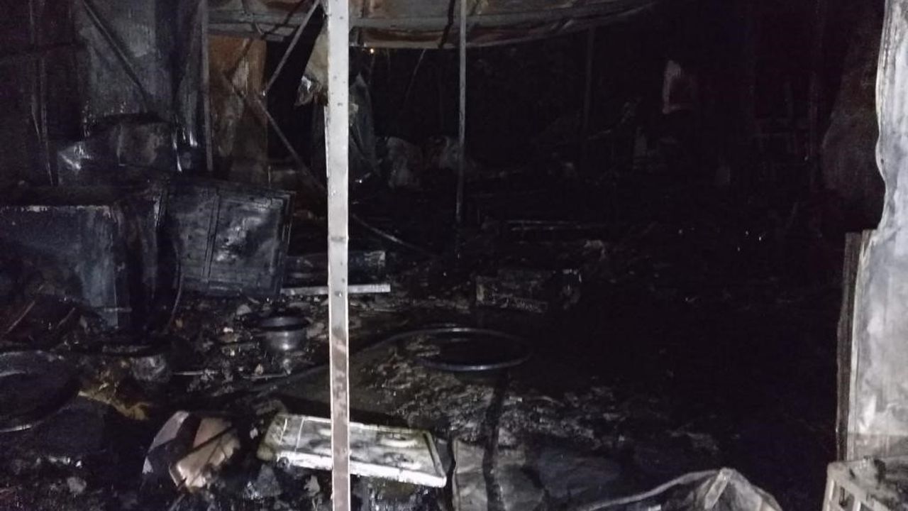 Prefabrik evde yangın çıktı: 2 ölü