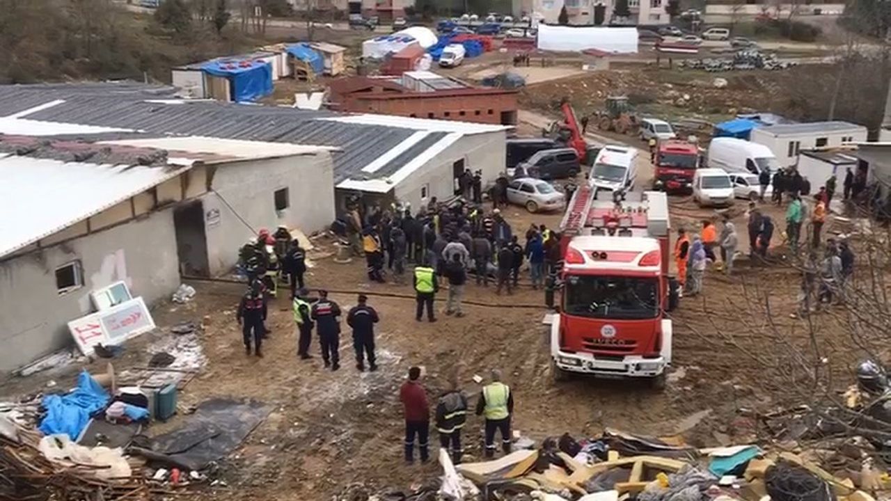 Barakada yangın faciası: 1 işçi hayatını kaybetti