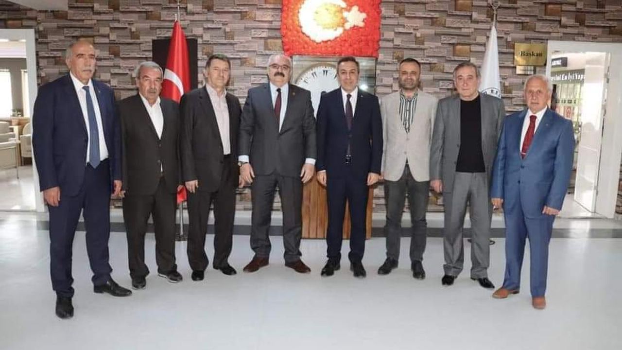 MHP'li eski başkanlardan Dere'ye ziyaret