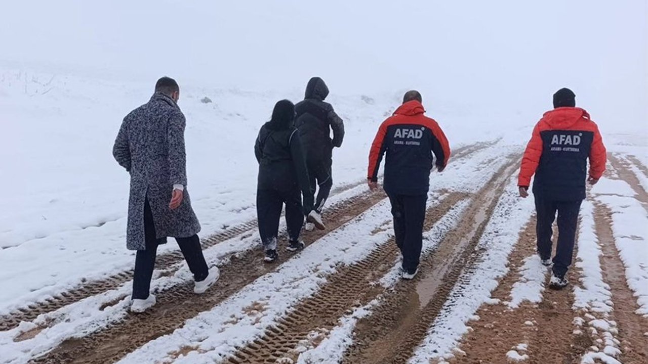 AFAD, Kösedağ’da mahsur kalan 3 kişiyi kurtarıldı