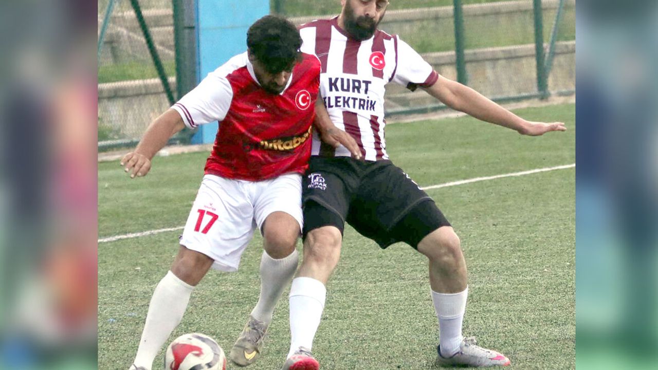 Bolat Harita, Manchester Dil Okulları’nı Samet ile geçti