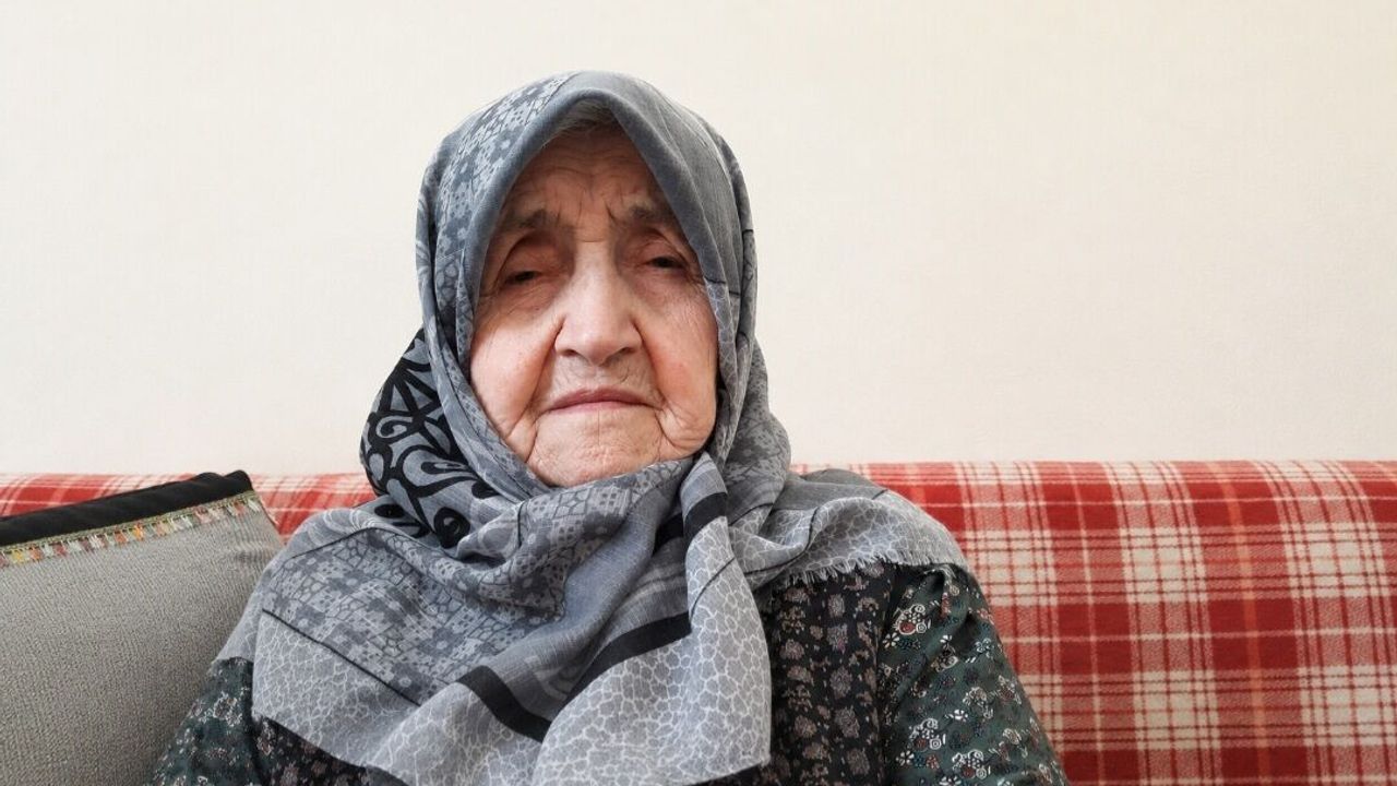 Mustafa Toydemir annesini kaybetti