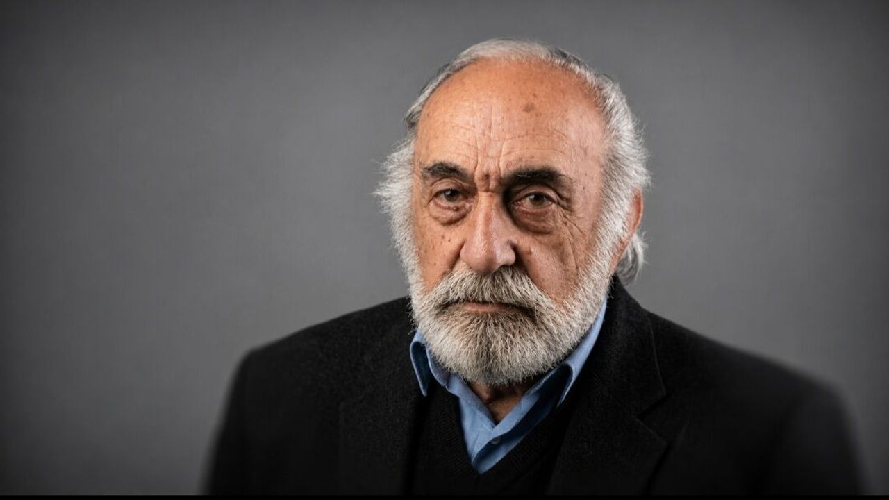 Necati Peker vefat etti