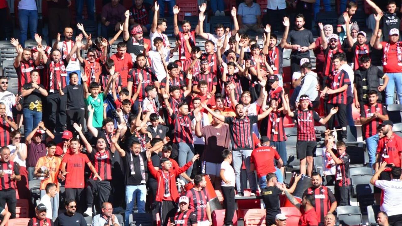Çorum FK-Eyüp maçını 7 bin 120 kişi izledi
