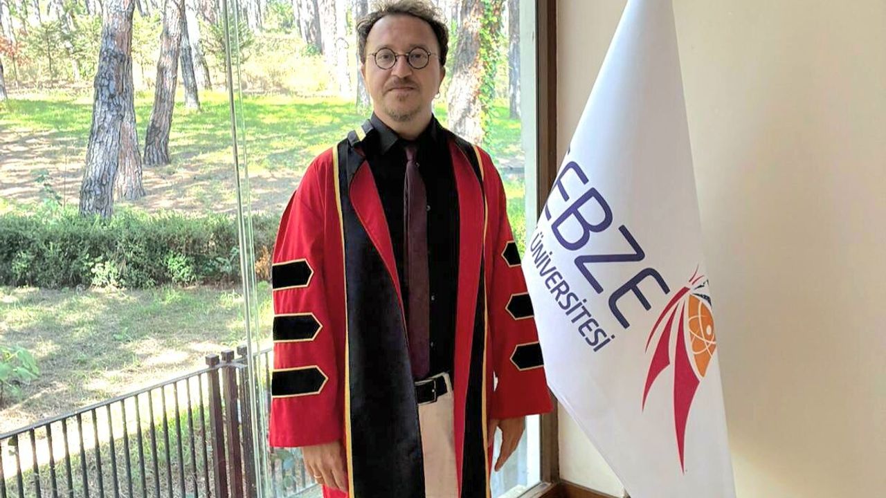 Engin Afacan profesör oldu