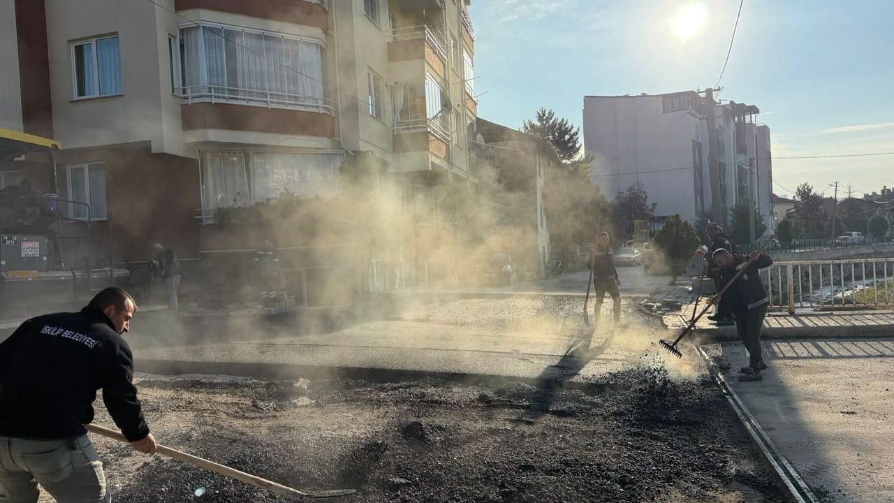 Çorum'un bu ilçesine 2 bin ton asfalt serildi