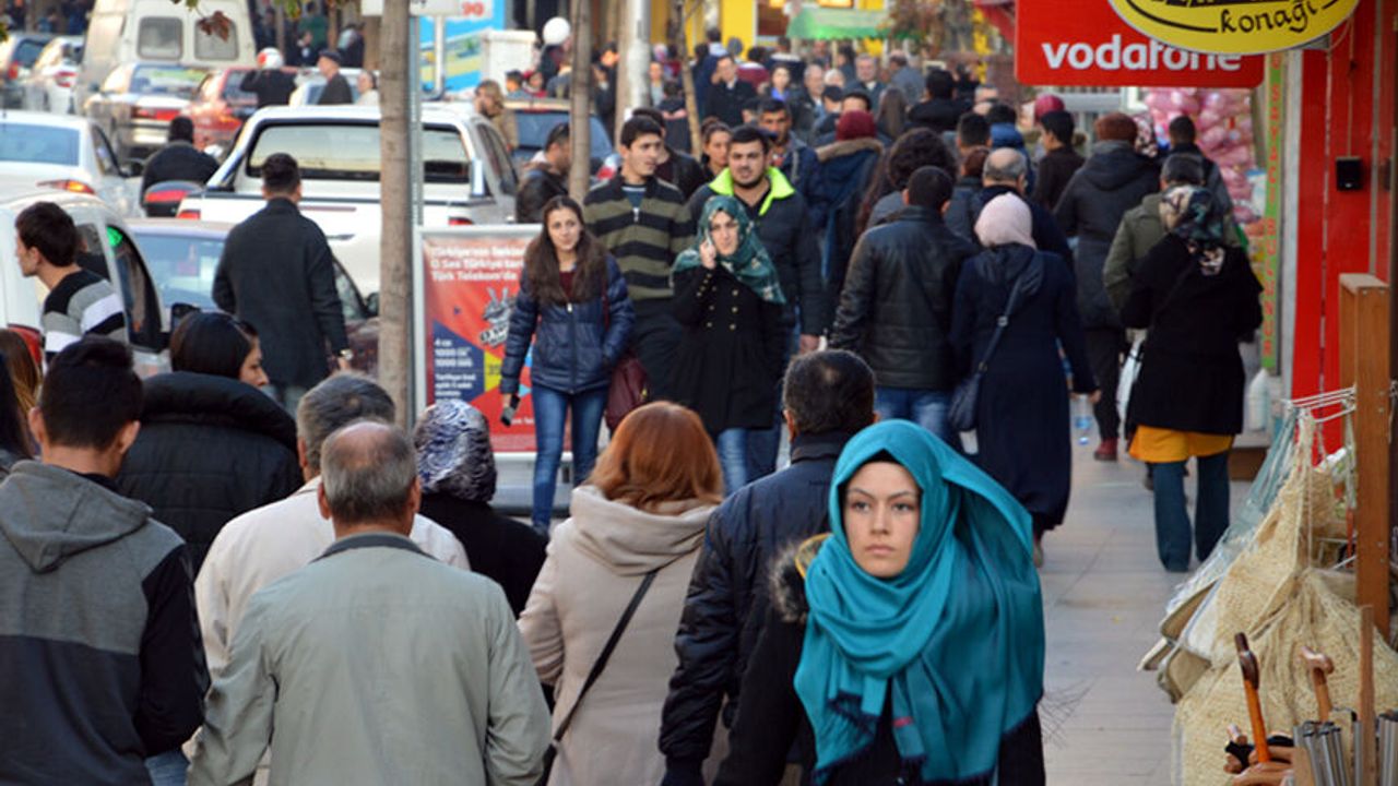 İşte son ankete göre Çorum'da partilerin oy oranları