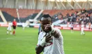 Eski takım arkadaşlarına saldırmıştı! 1.Lig ekibinde kalacak!