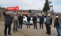 Telefonla konuşabilmek için dağ-tepe dolaşıyorlar