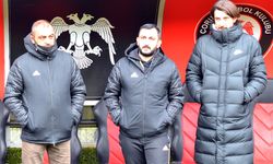 Mehmet Akyüz yeni takımını izledi