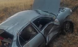 Otomobil şarampole uçtu: 2 yaralı
