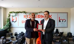 Kızılırmak Holding’den emektar personeline teşekkür plaketi
