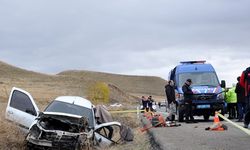 Yozgat'ta devrilen otomobildeki 3 kişi öldü, 3 kişi yaralandı