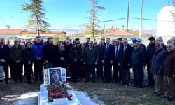 Adnan Türkoğlu mezarı başında dualarla anıldı