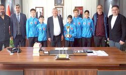 Türkiye ikincisi okuldan Başkan Gelgör’e ziyaret