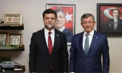 Davutoğlu AK Parti'ye geri mi dönüyor