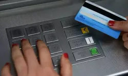 ATM'lerde yeni dönem: Israrcı olanın kartı bloke edilecek