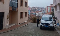 Çocukları uyurken eşini katletti