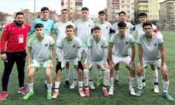 U 18’de dört takım koptu gidiyor