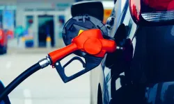 Akaryakıta çifte zam! Motorin 80 lirayı geçti