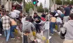 Görüntü Türkiye'den! Bira için birbirlerini ezdiler