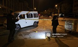 Evinin önünde vuruldu, ağır yaralandı