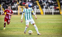 Çorum FK'nın eski futbolcusu Bursaspor'dan ayrıldı