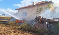 Çorum'da korkutan yangın: Evler son anda kurtuldu