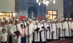 44 öğrenci hafız olmanın heyecanını yaşadı