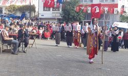 Oğuzlar'da Cumhuriyet Bayarmı sevinci