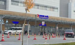 Yeni doğan bebeğini havalandırma boşluğuna attı