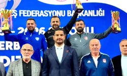 Çorum Belediyespor Yıldız Güreş takımı Türkiye üçüncüsü